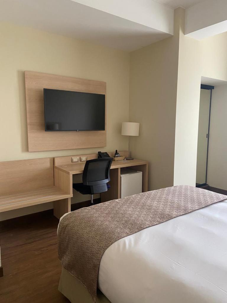 Del Prado Hotel Ліма Екстер'єр фото
