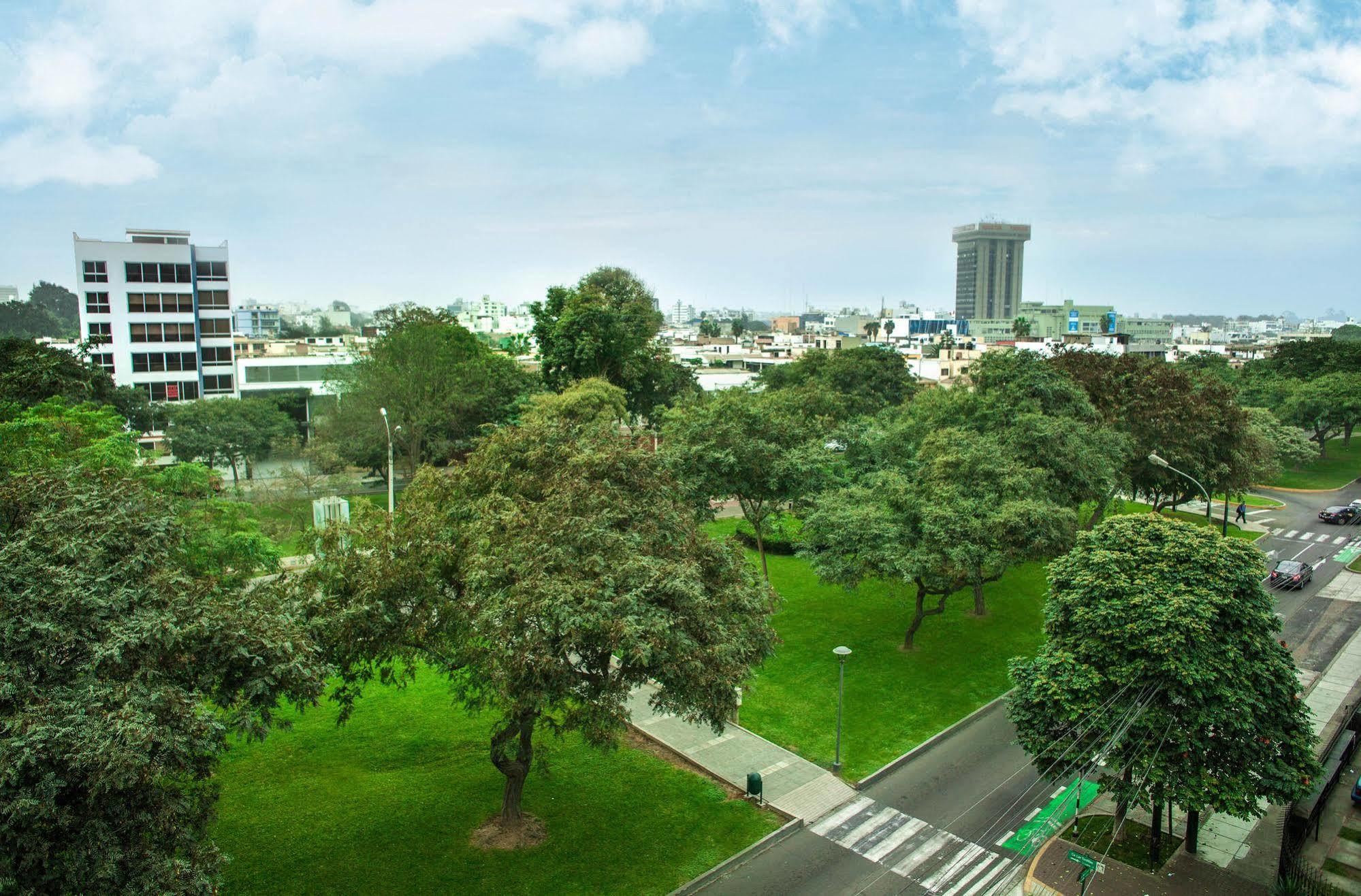 Del Prado Hotel Ліма Екстер'єр фото